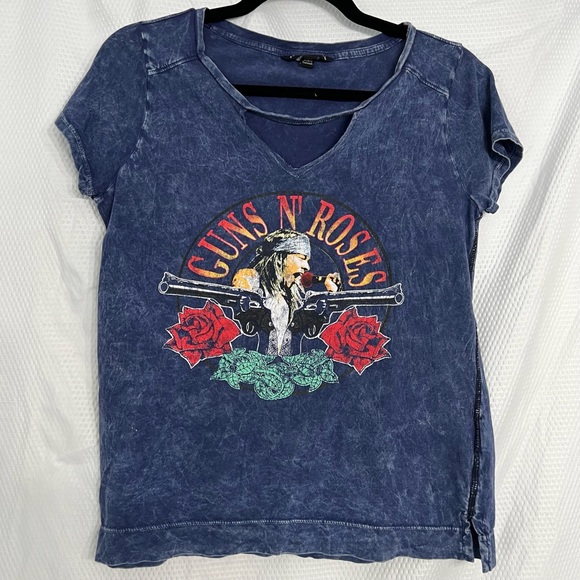 Guns N’ Roses graphic band tee women’s size XS - Picture 1 of 10